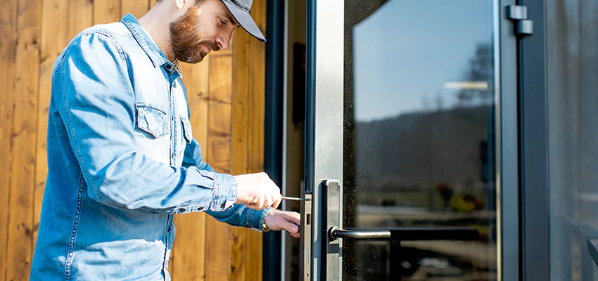 Frameless Glass Storefront Door Locks Replacement in Lamont, CA