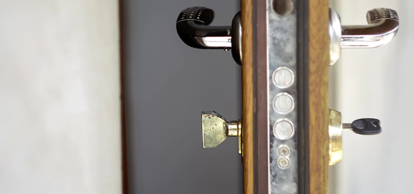 Holiday Emergency Locksmith in Lamont, California