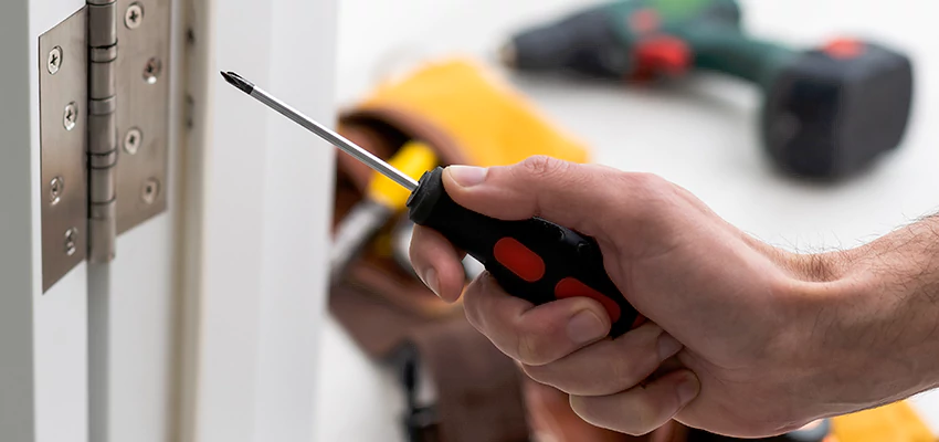 Holiday Emergency Locksmith in Lamont, California