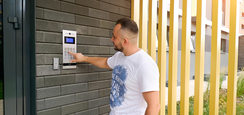 Locksmith Company For Smart Lock System Installation in Lamont, California